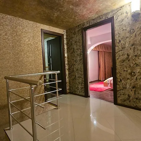 Villa Simple Self Check In Bucarest