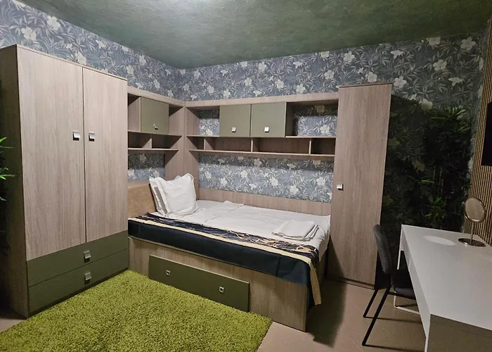 Simple Self Check In *